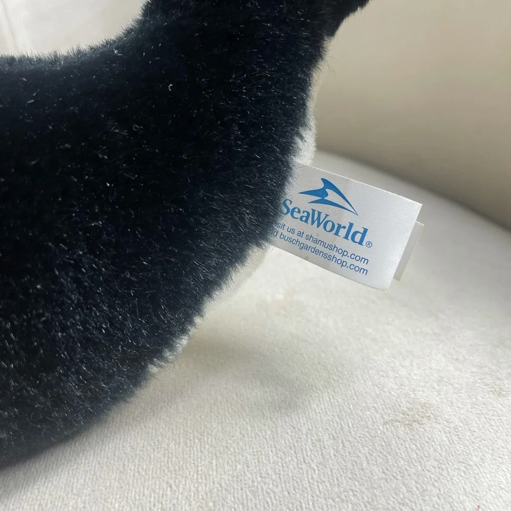 Seaworld Shamu Orca Whale Plush Stuffed Animal Toy - Picture 4 of 8